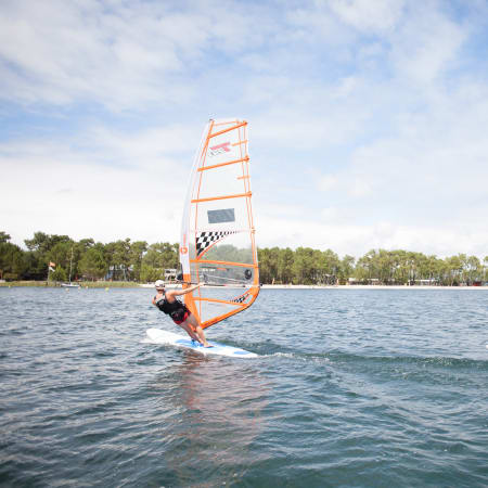 Windsurf & Chill entre lac et océan