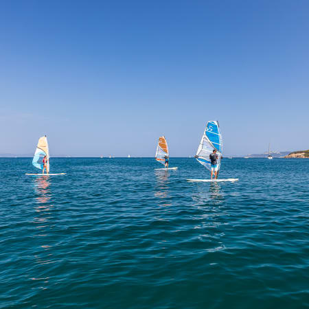 Windsurf, plage & découvertes autour de Porquerolles